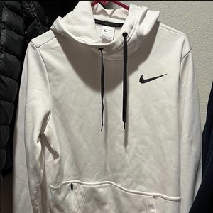 Nike Therma-Fit Hoodie white